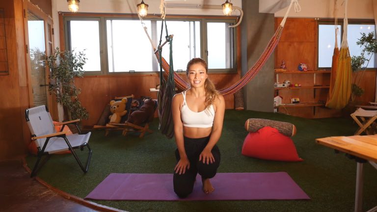 スクワットの応用編『ワイドスクワット』